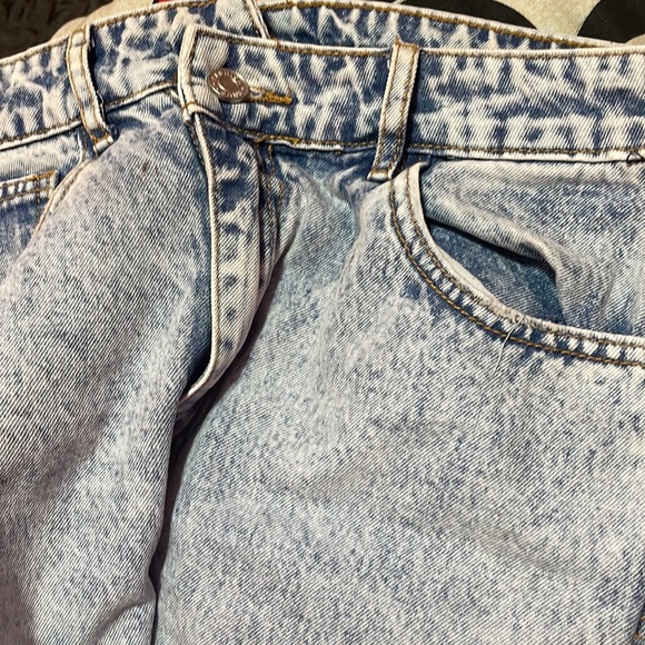 High waist Asymmetrical Ripped Jeans - Picture 2 of 2